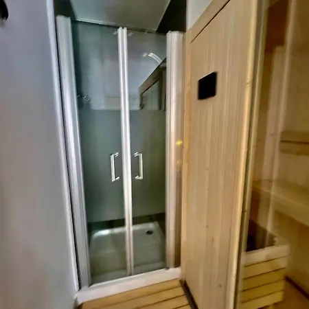 Confort Consuegra Sauna Apartamento *